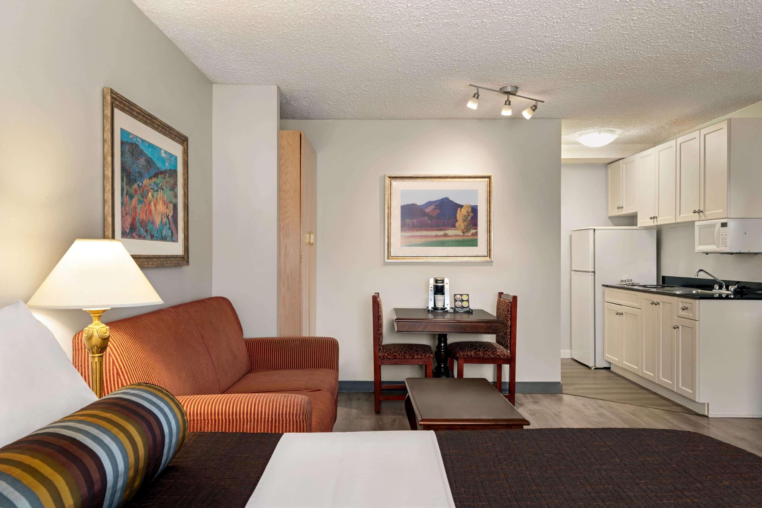 Travelodge By Wyndham Abbotsford Bakerview Ngoại thất bức ảnh
