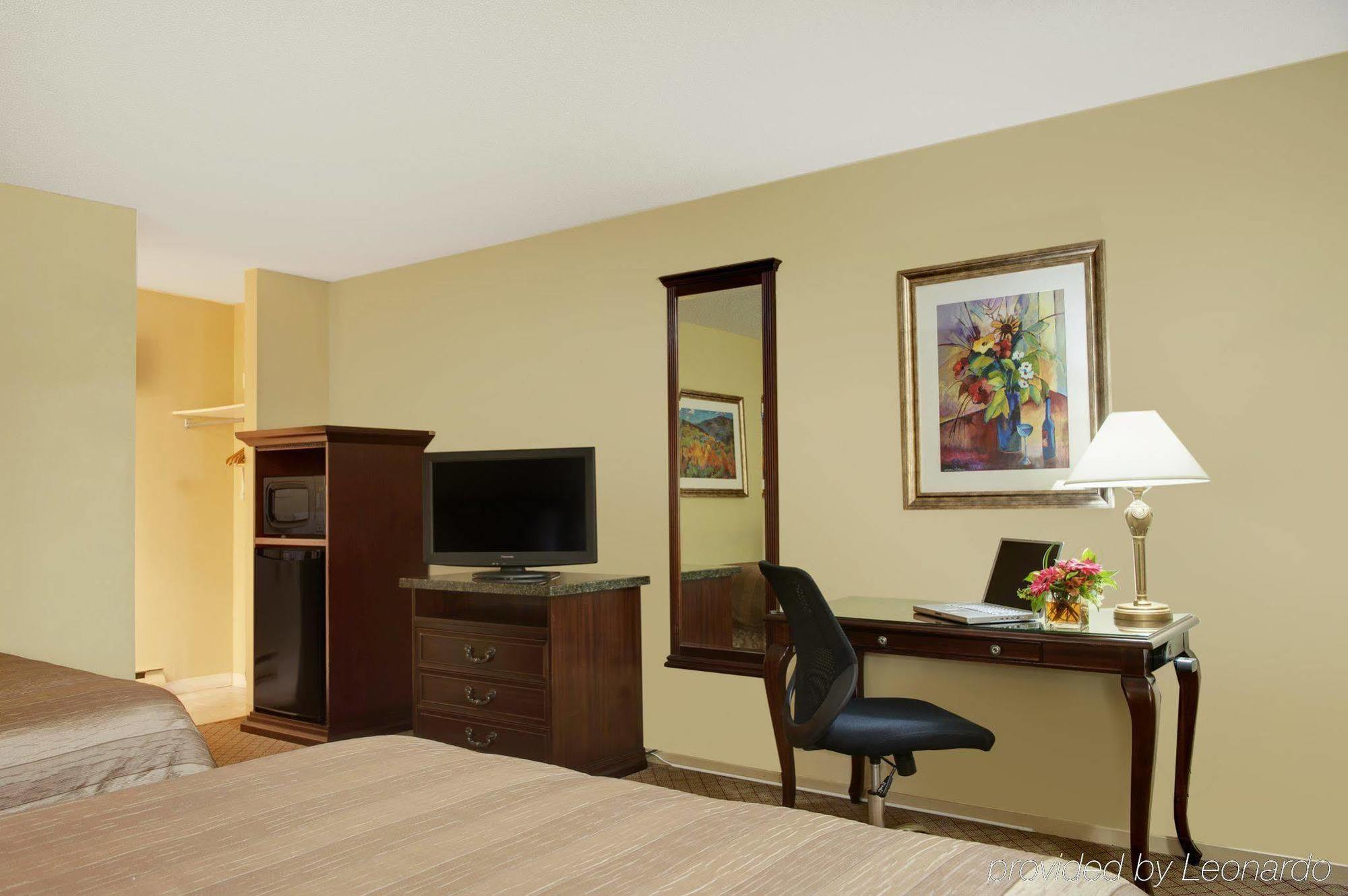 Travelodge By Wyndham Abbotsford Bakerview Ngoại thất bức ảnh